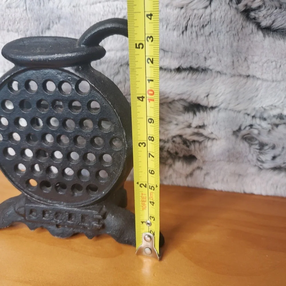 Vintage Used Taiwan VG Cast Iron Metal Black Tea Kettle‎ Stovetop Napkin Holder